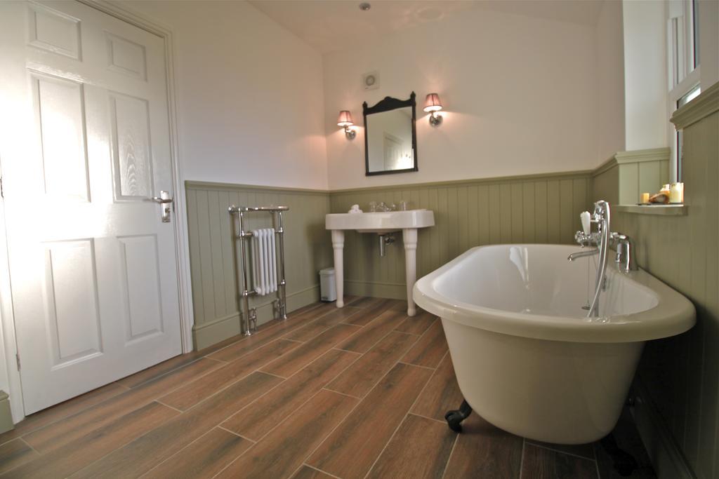Birches Brow Boutique Guestrooms Aughton Exterior foto